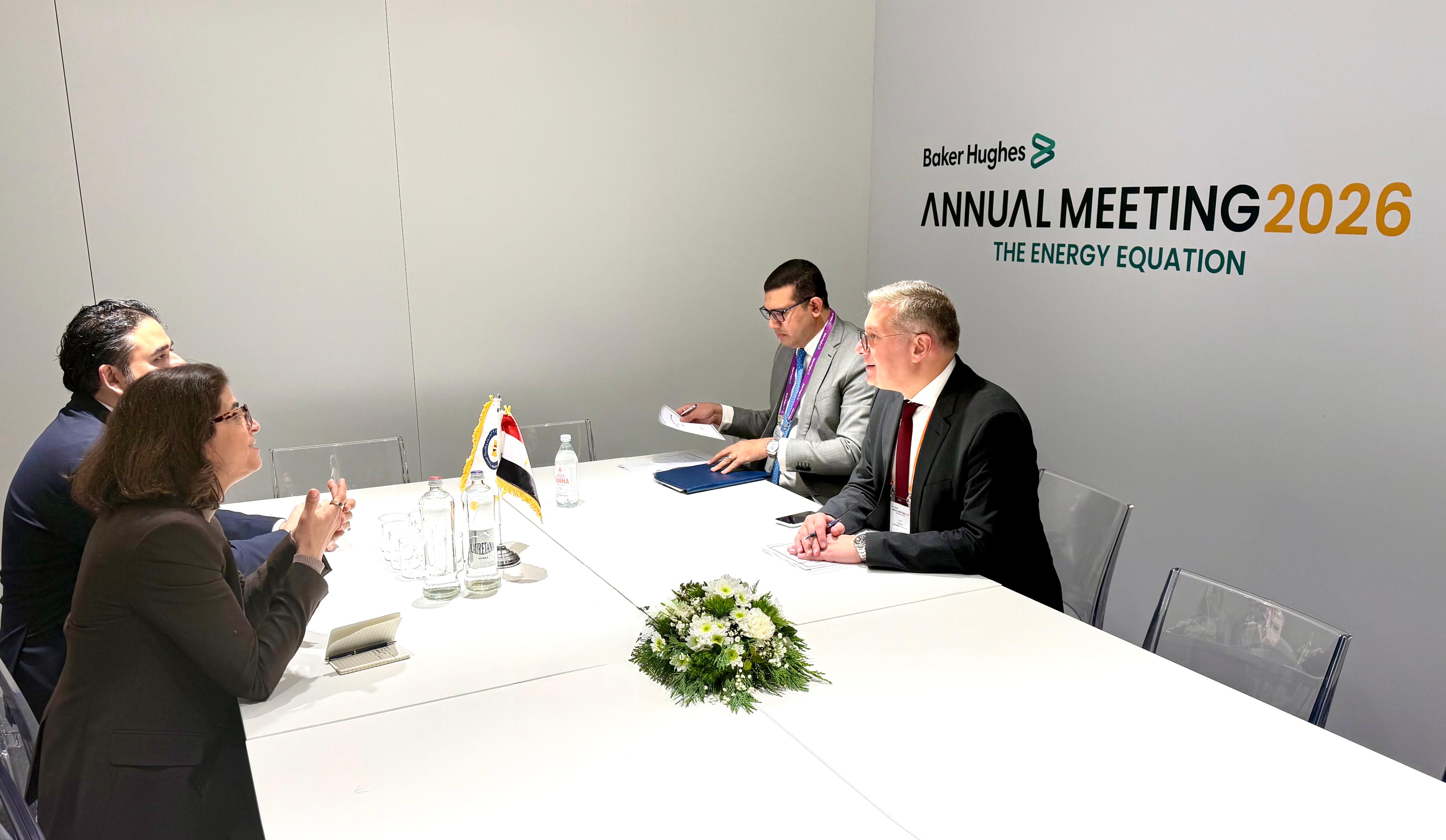 وزير البترول يبحث التعاون مع Bureau Veritas بمجالات السلامة وحماية البيئة